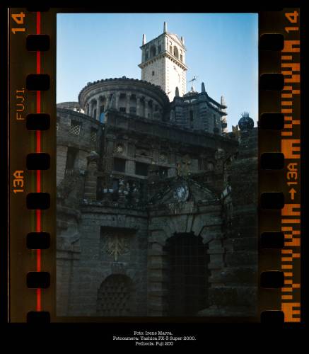 Foto: Irene Marra.  
Fotocamera: Yashica FX-3 Super 2000.
Pellicola: Fuji 200