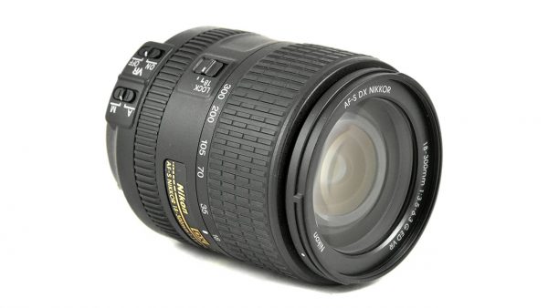 Nikon AF-S DX Nikkor 18-300mm f/3.5-6.3G ED VR - Nital 4 anni - immagine 2