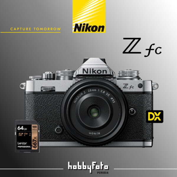 Nikon Z fc silver + Z 28mm f/2.8 SE + SD 64GB 667 Pro Lexar | Garanzia ufficiale Nital 4 anni