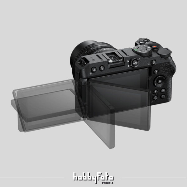 Nikon Z30 Kit 12-28mm f/3.5-5.6 PZ VR + SD 64GB - immagine 3