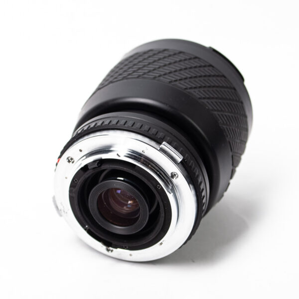 USATO: Sigma UC Zoom 70-210mm f/4-5.6 | per Olympus OM - immagine 4
