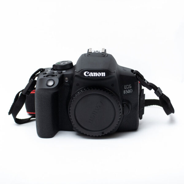 USATO: Canon EOS 850D - immagine 2