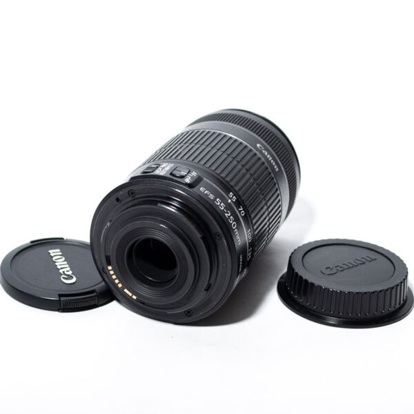 USATO: Canon EF-S 55-250mm f/4-5.6 IS II + paraluce et-60 - immagine 3