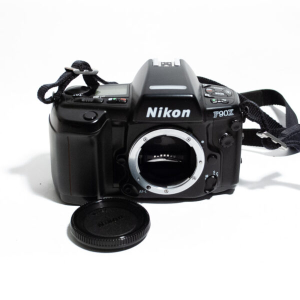 USATO: Nikon F90X - immagine 2