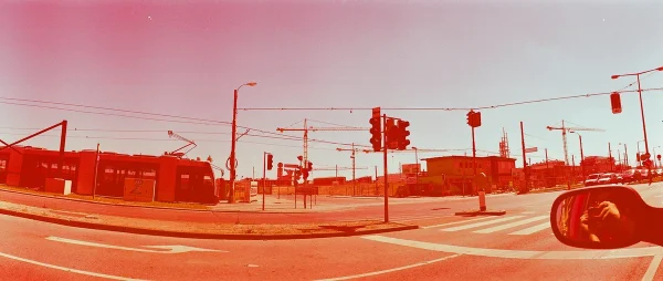 Revolog | 600nm - Pellicola negativa a colori  400 iso 135-36 - immagine 7