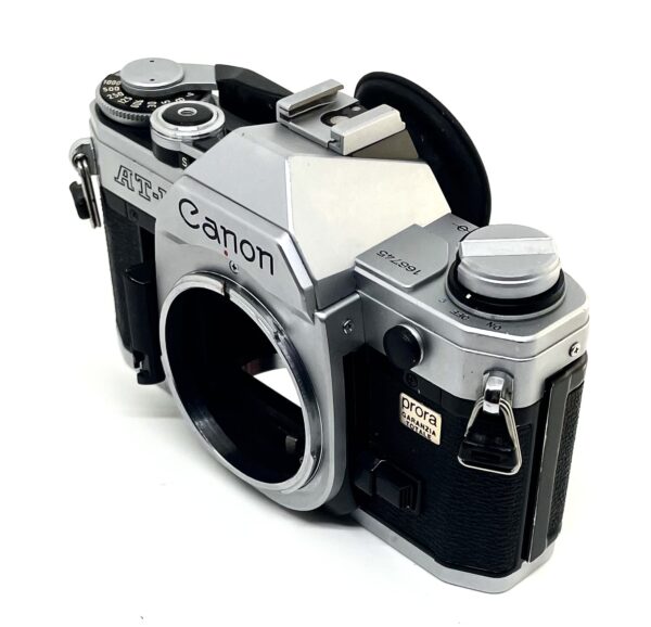 USATO: Canon AT-1 Body + Kit Canon 50mm f/1,8 - immagine 6