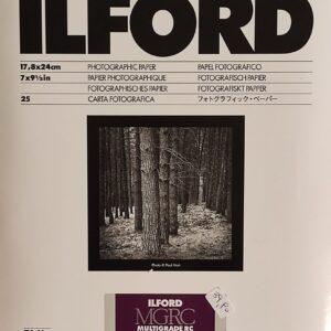 ILFORD Multigrade V 25M - Pearl (RC) 17,8x24 CM | 25 fogli