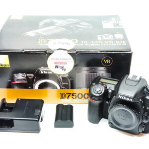 USATO: Nikon D7500 Body