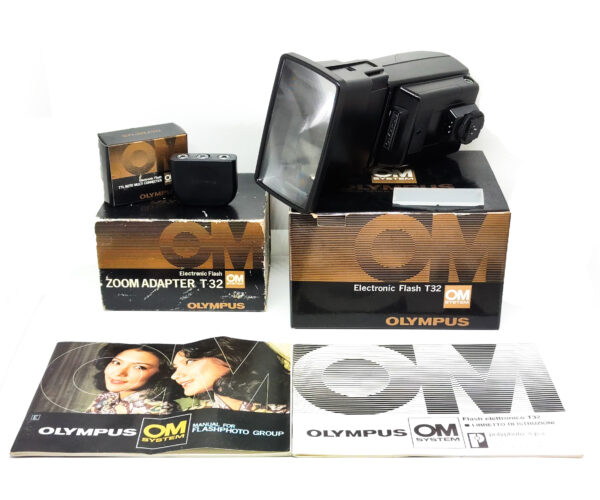 USATO: Kit flash da studio Olympus T32 x2 + accessori ed esposimetro - immagine 4