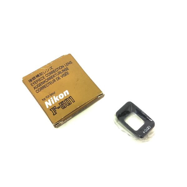 Nikon correzione diottrica per F501 +0