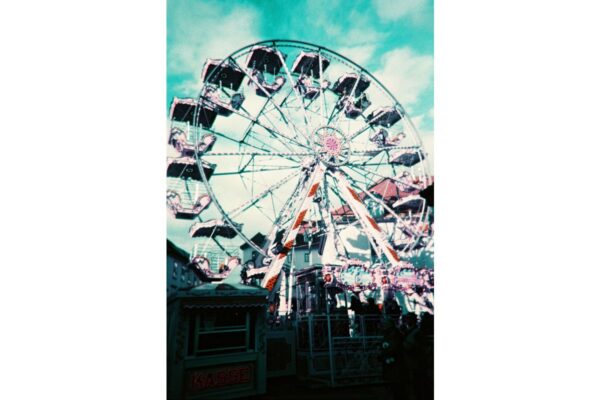 Fotocamera Simple Use Ricaricabile LomoChrome Purple - immagine 9