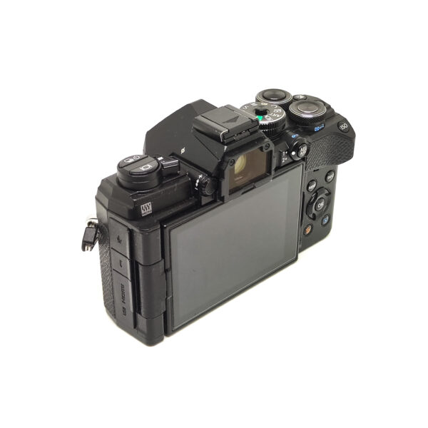 USATO: Olympus OM-D E-M5 III Body - immagine 5