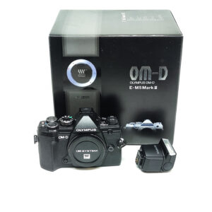 USATO: Olympus OM-D E-M5 III Body