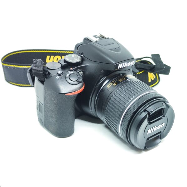 USATO: Nikon D3500 kit AF-P 18-55mm f/3.5-5.6 G DX VR - immagine 3