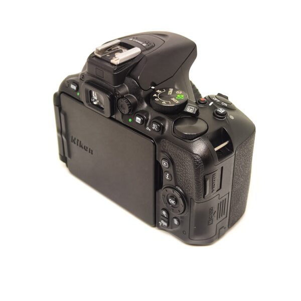 USATO: Nikon D5500 Body - immagine 5