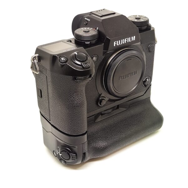 USATO: Fujifilm X-H1 Body + Battery Grip Vertical Power Booster VPB-XH1 - immagine 9