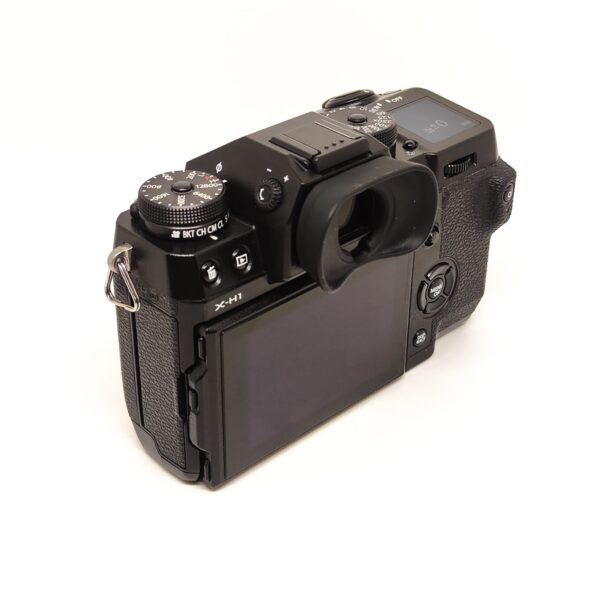 USATO: Fujifilm X-H1 Body + Battery Grip Vertical Power Booster VPB-XH1 - immagine 5