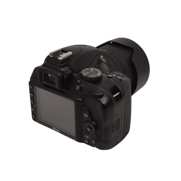 USATO: Nikon D3400 kit AF-S DX 18-105mm f/3.5-5.6 G ED VR - immagine 5