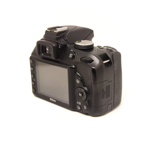 USATO: Nikon D3300 Body - immagine 4