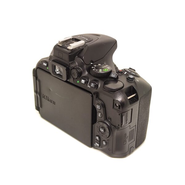 USATO: Nikon D5500 Body - immagine 3
