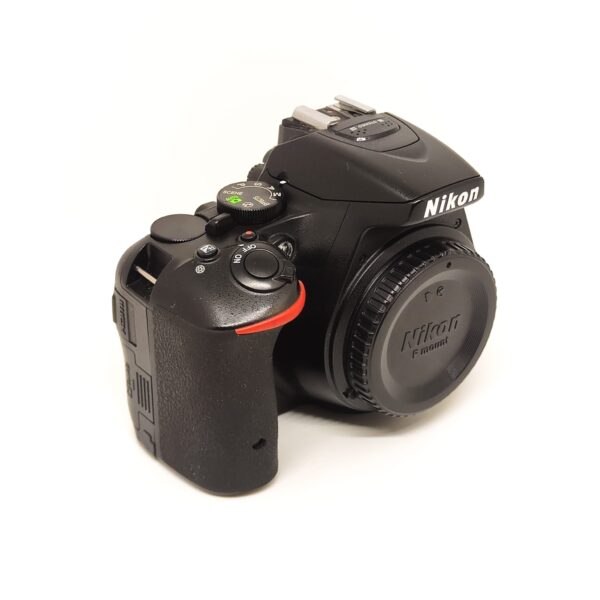 USATO: Nikon D5500 Body - immagine 2