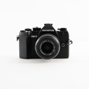 USATO: Olympus OM-D E-M5 III kit 14-42mm f/3.5-5.6 II R